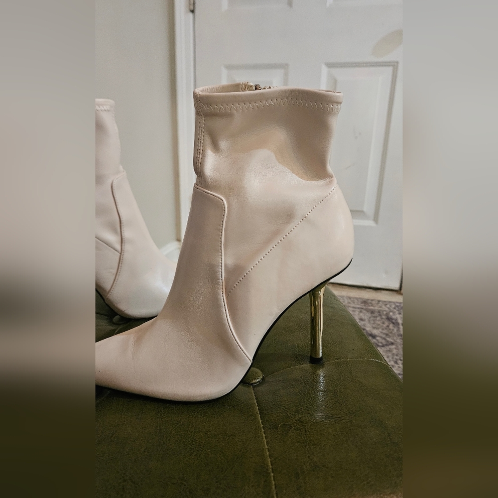 ZARA Cream/ivory Gold Stiletto Heeled Zip Booties. 3.75". Size US 6.5 - Picture 6 of 15